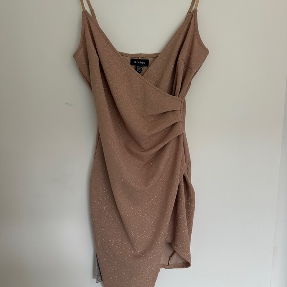 Le Chateau Tan Dress - Picture 2 of 3